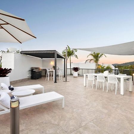 Penthouse With Private Roof Top Terrace- Noosa Exteriör bild